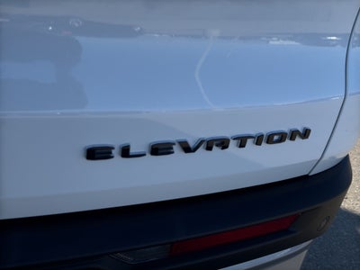 2025 GMC Acadia Elevation