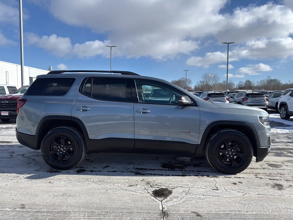 2023 GMC Acadia AT4