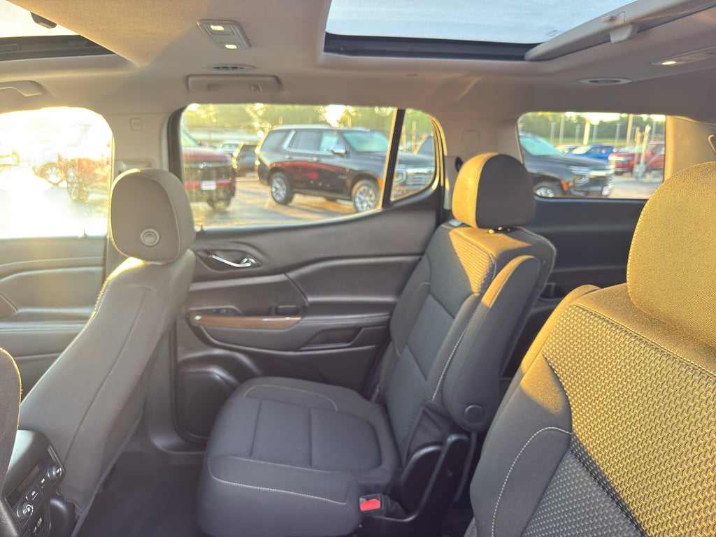 2023 GMC Acadia SLE