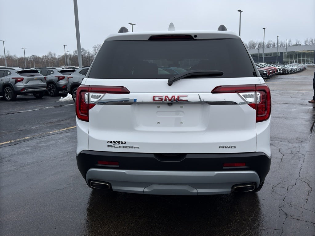 2023 GMC Acadia SLE