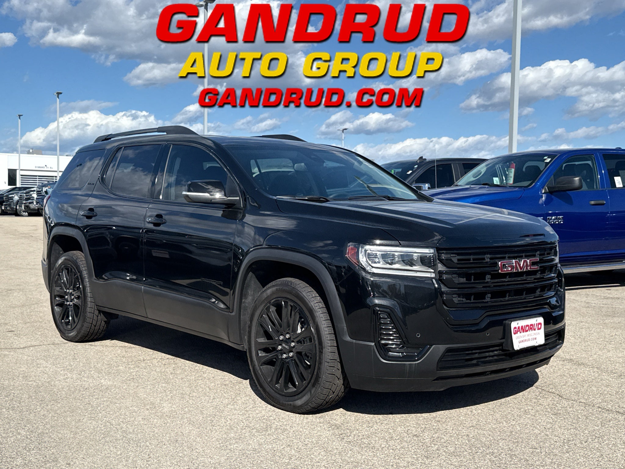 2023 GMC Acadia SLE