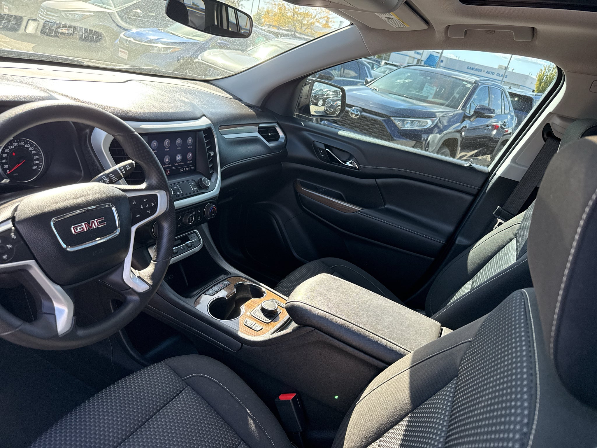 2023 GMC Acadia SLE