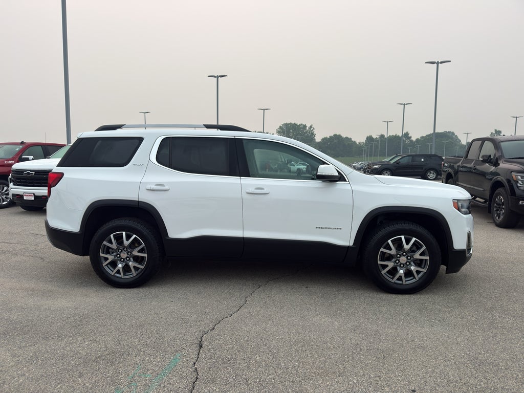 2023 GMC Acadia SLT