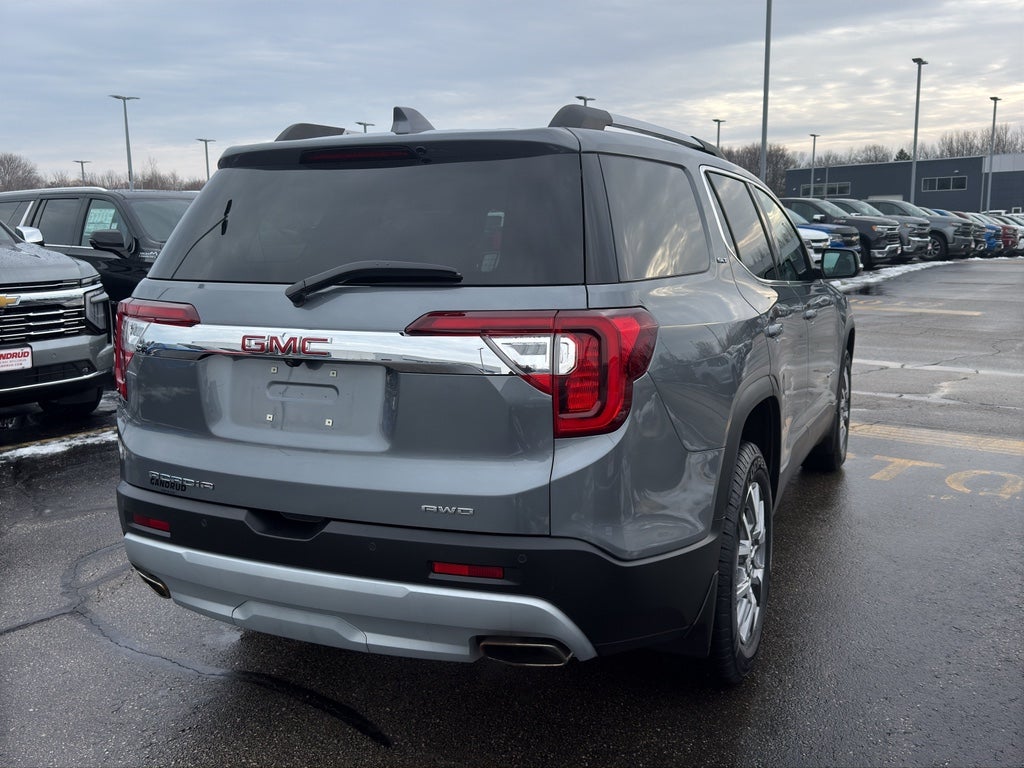 2022 GMC Acadia SLT