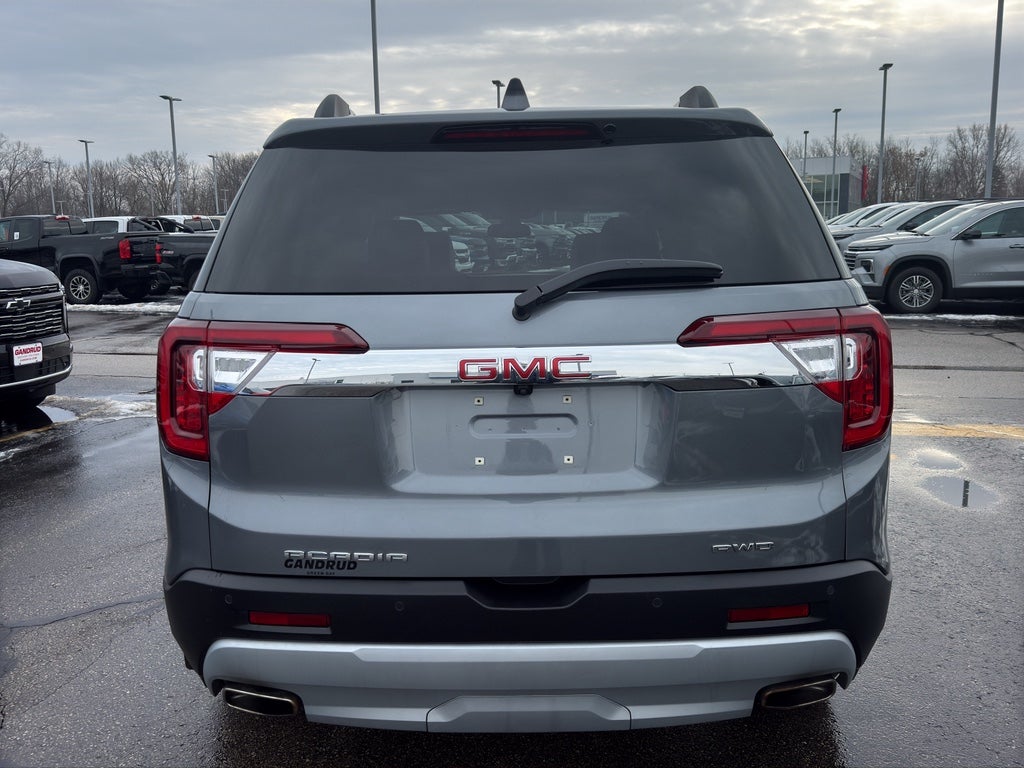 2022 GMC Acadia SLT