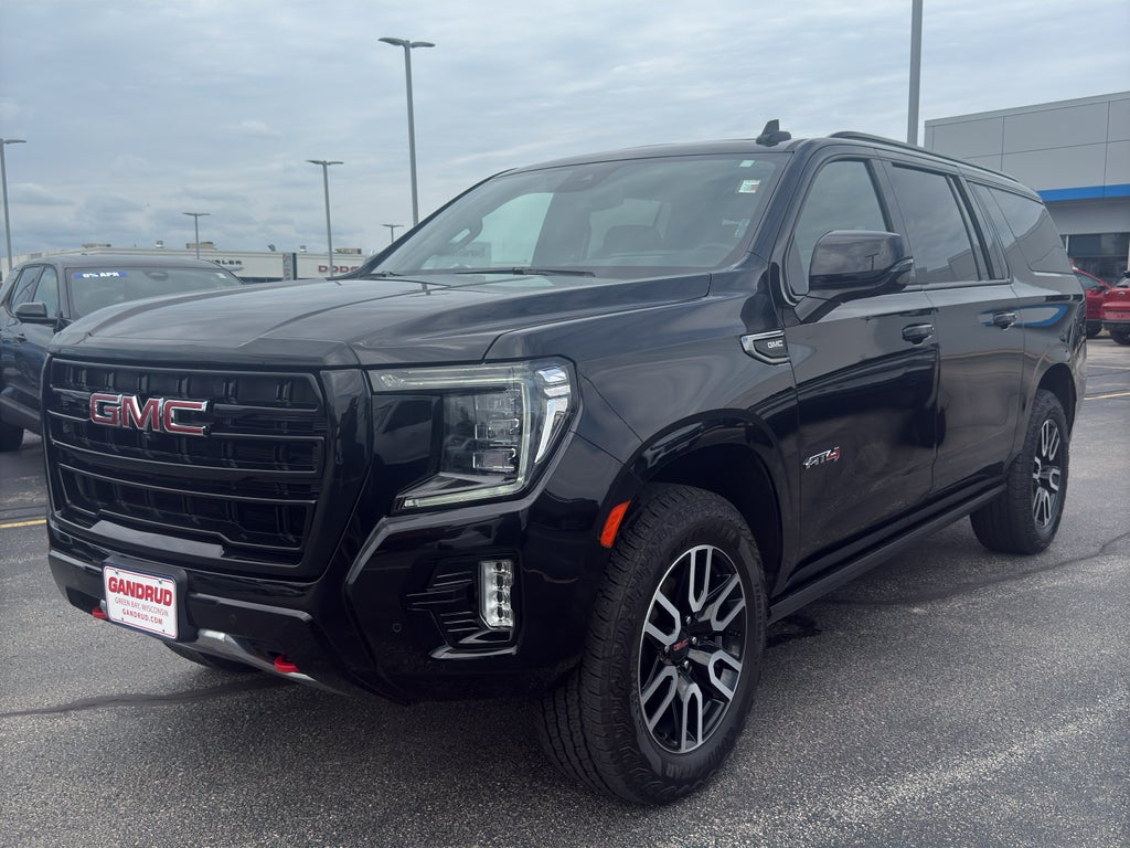 2023 GMC Yukon XL AT4