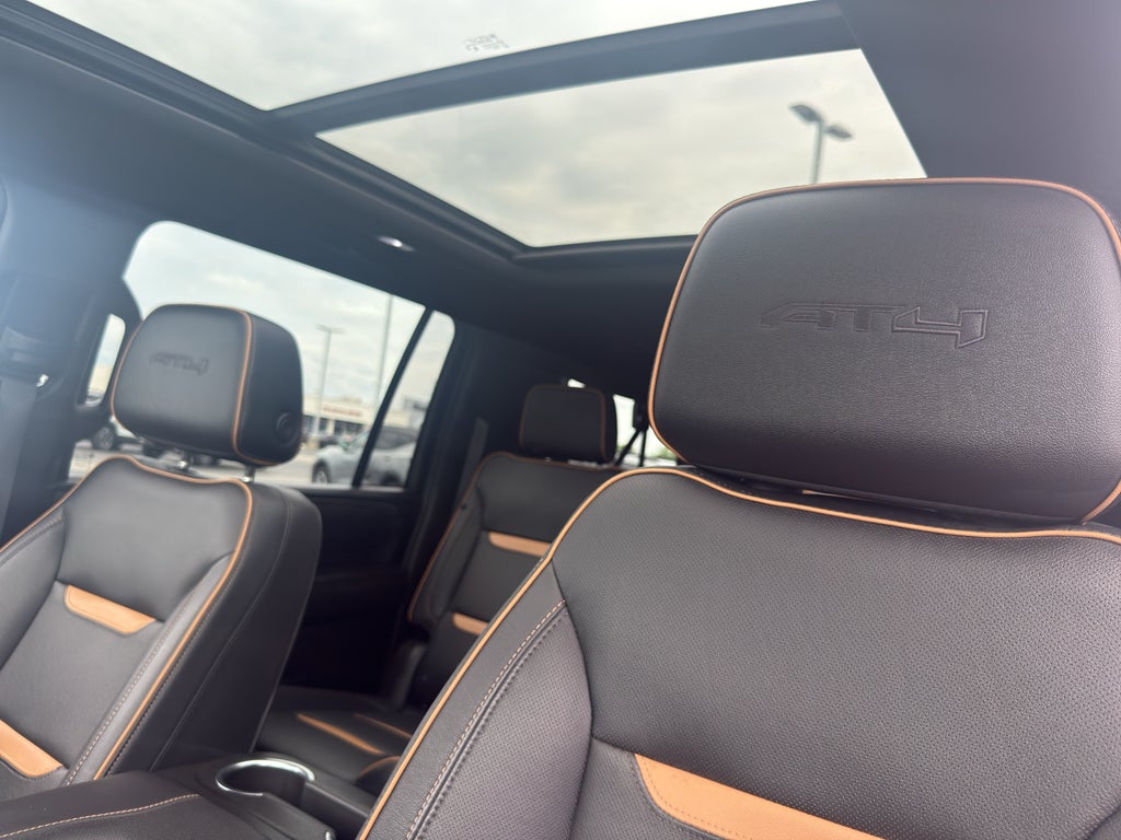 2023 GMC Yukon XL AT4