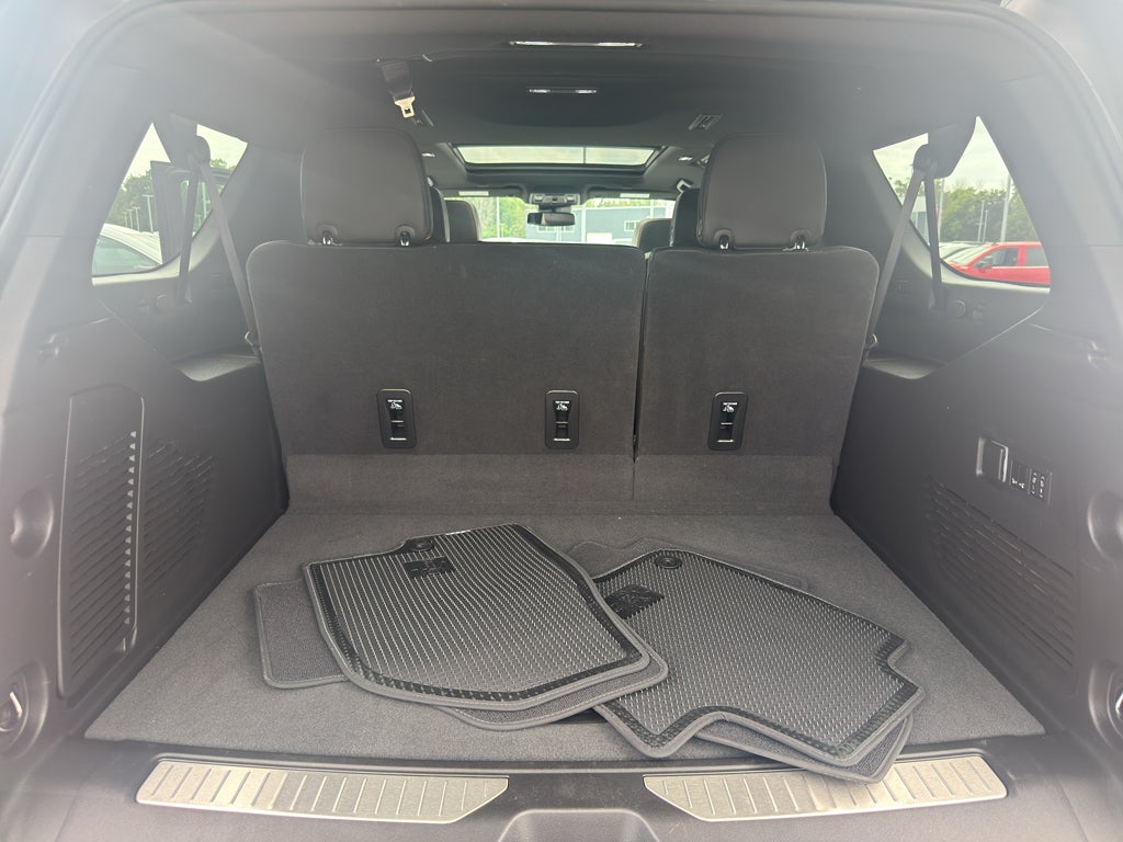 2023 GMC Yukon XL AT4