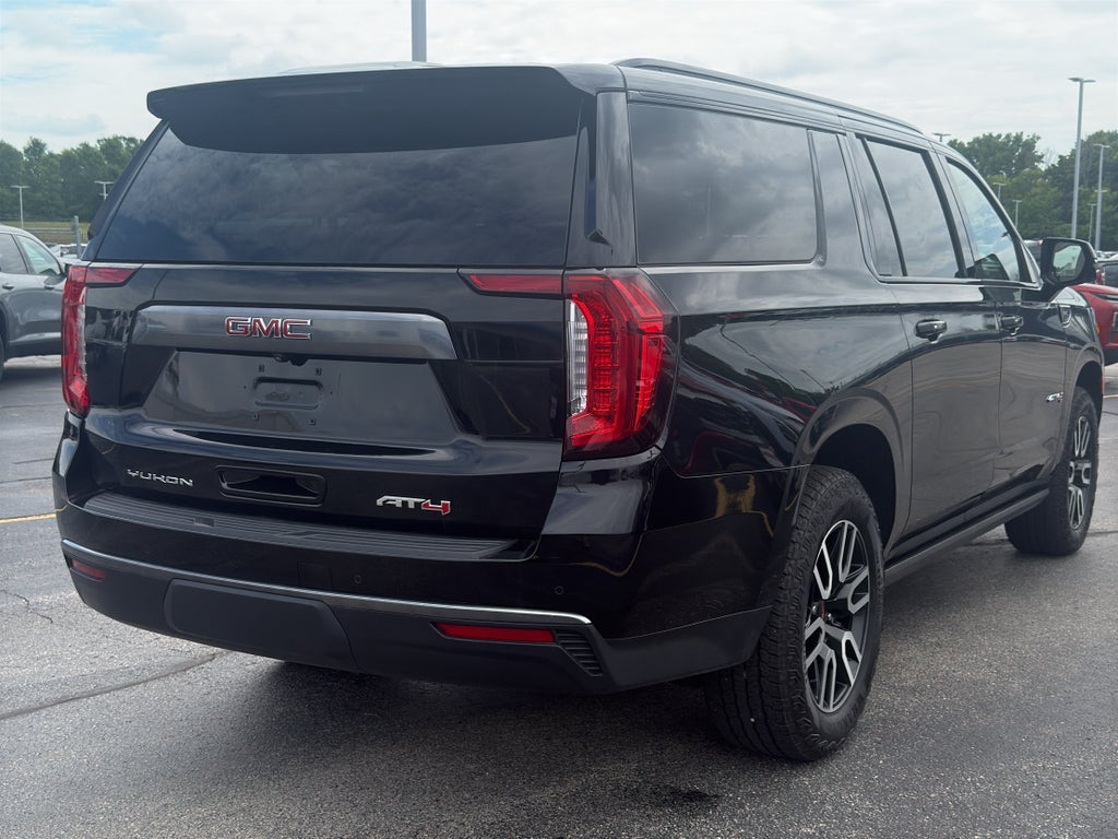2023 GMC Yukon XL AT4