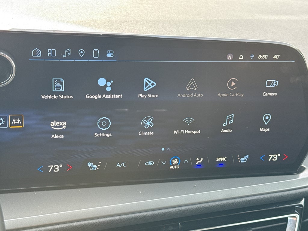 2024 Chevrolet Traverse LT