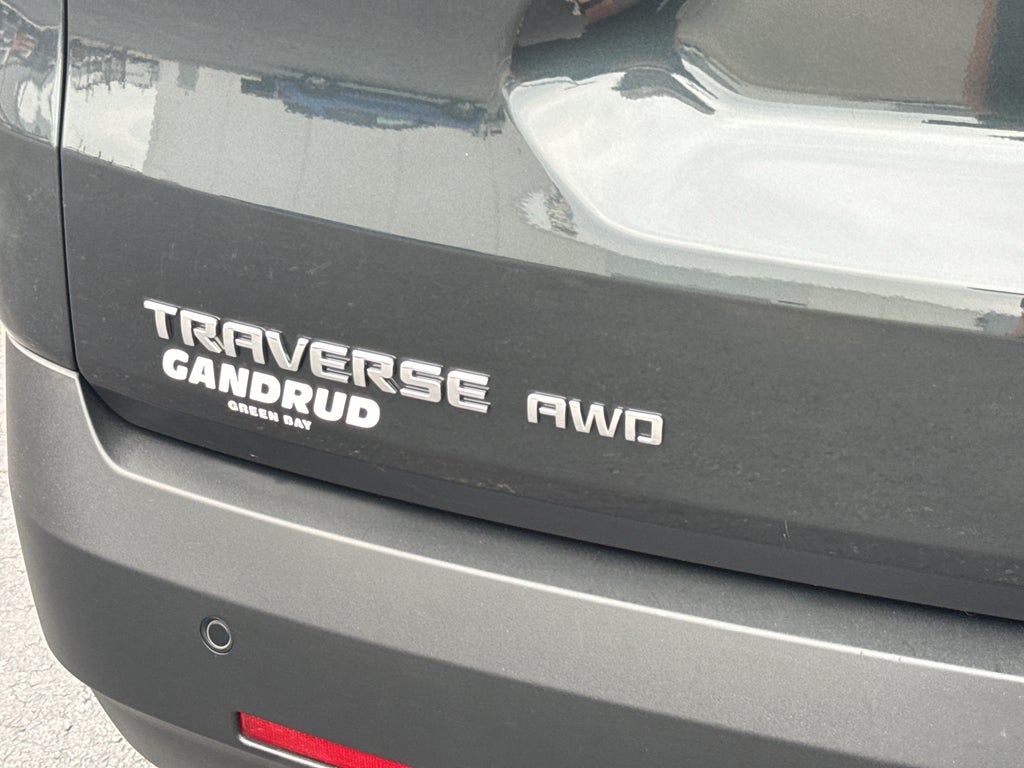 2020 Chevrolet Traverse LT Cloth