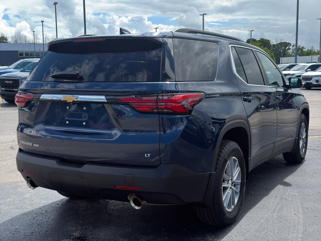 2023 Chevrolet Traverse LT Cloth