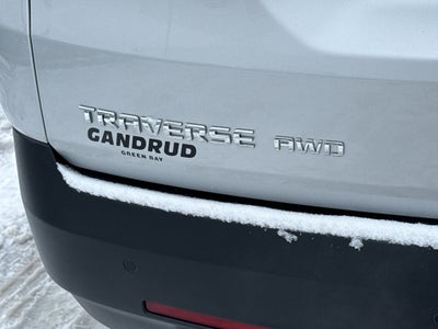 2022 Chevrolet Traverse LT Cloth