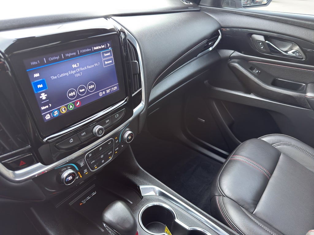 2023 Chevrolet Traverse RS