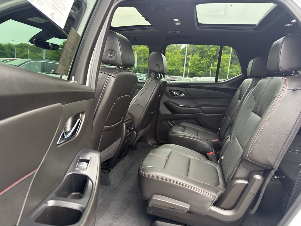 2022 Chevrolet Traverse RS