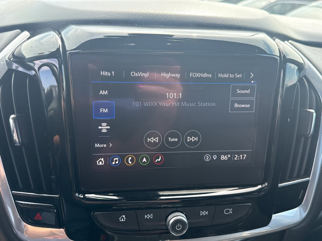 2022 Chevrolet Traverse RS