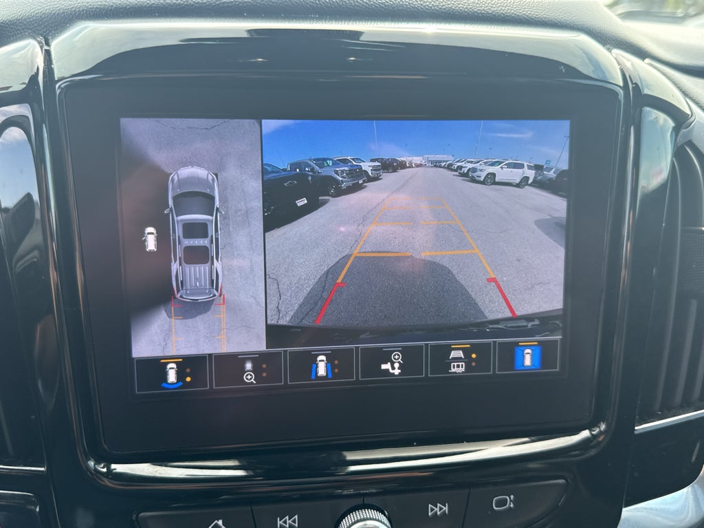 2022 Chevrolet Traverse RS
