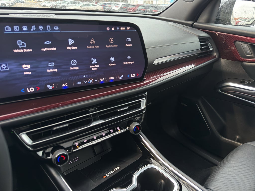 2025 Chevrolet Traverse Z71