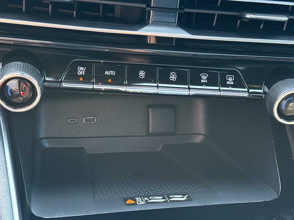2024 Chevrolet Traverse Premier