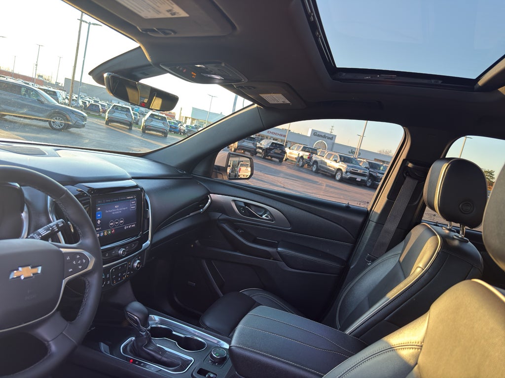 2023 Chevrolet Traverse Premier