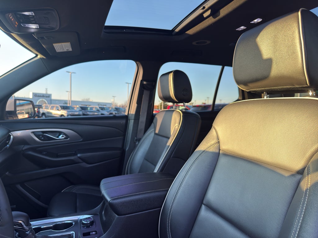 2023 Chevrolet Traverse Premier