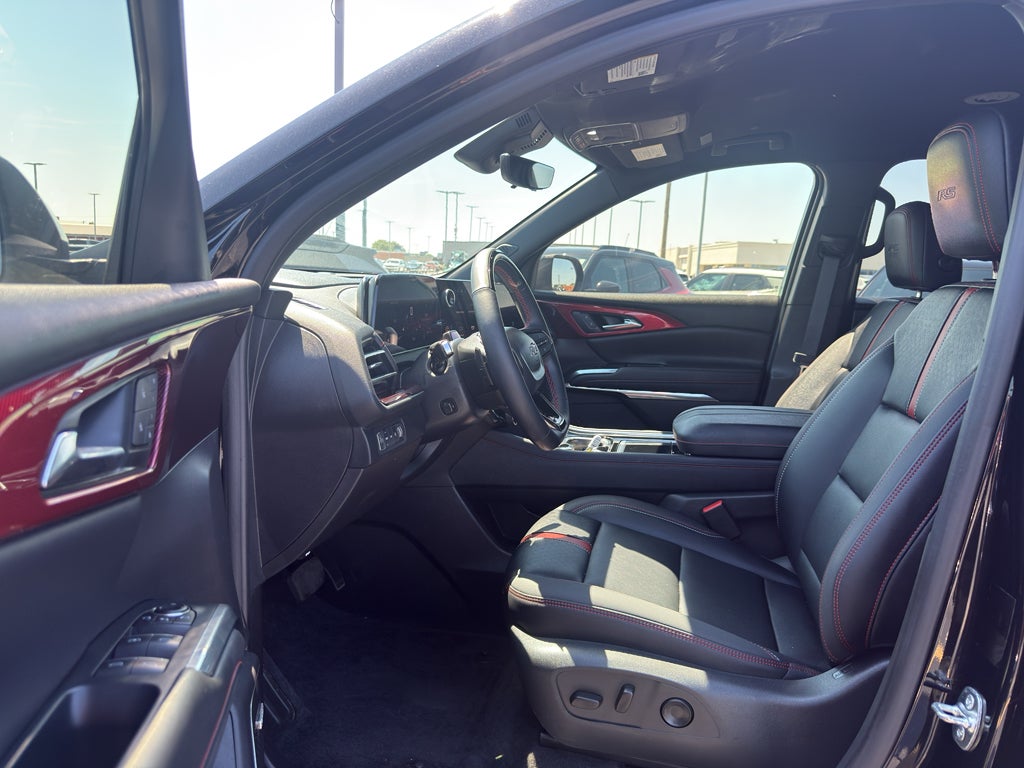 2025 Chevrolet Traverse RS