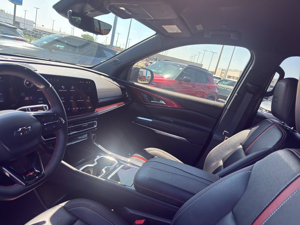 2025 Chevrolet Traverse RS