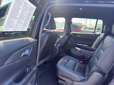 2025 Chevrolet Traverse RS