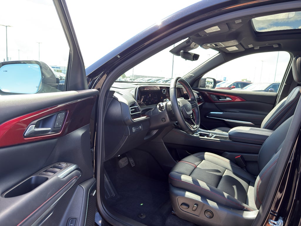 2025 Chevrolet Traverse RS