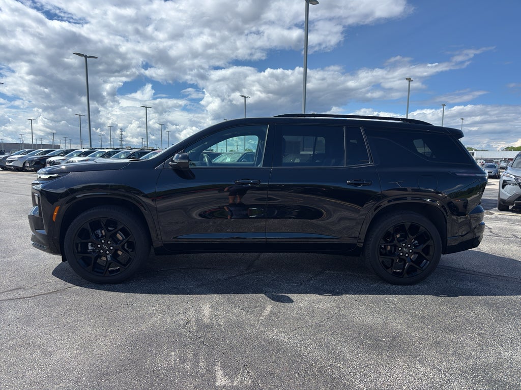 2025 Chevrolet Traverse RS