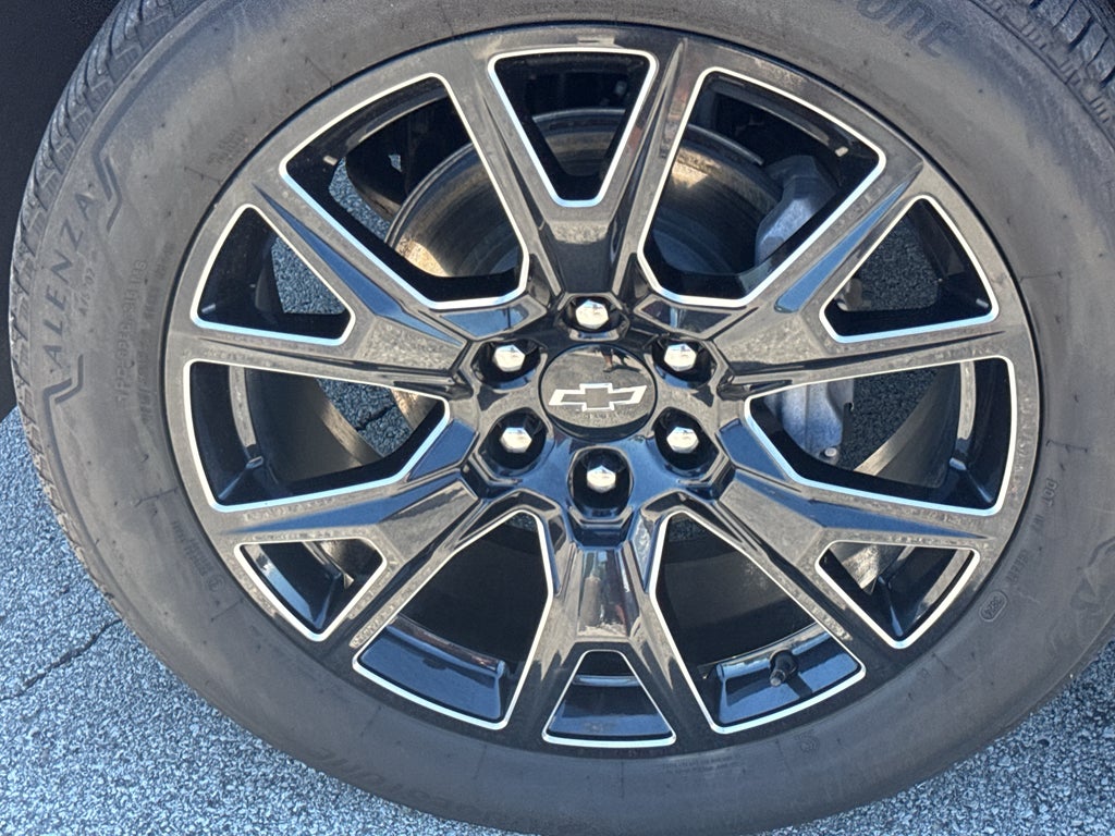 2025 Chevrolet Tahoe RST