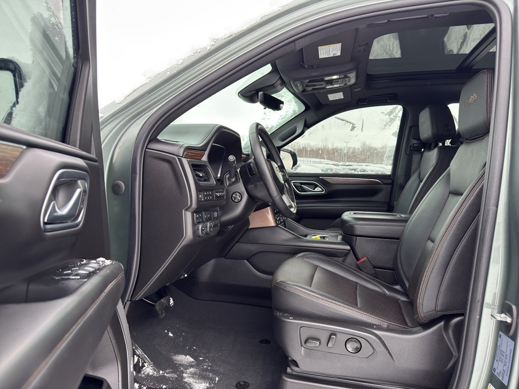 2023 Chevrolet Suburban High Country