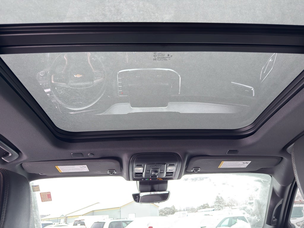 2023 Chevrolet Suburban High Country