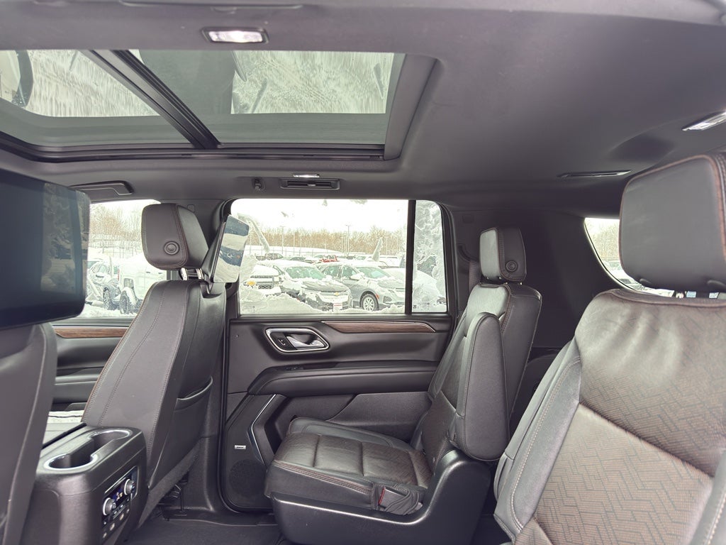 2023 Chevrolet Suburban High Country