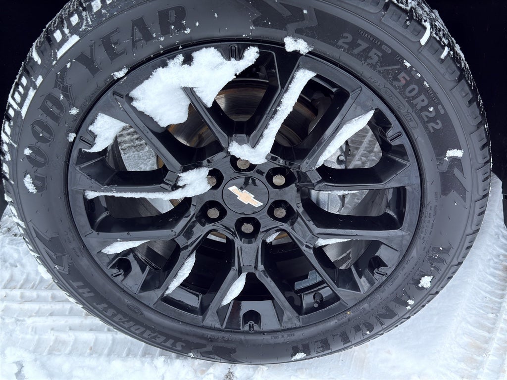 2023 Chevrolet Suburban High Country