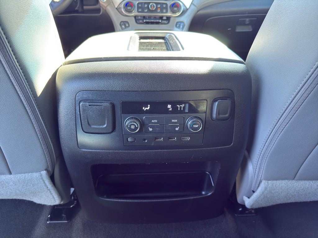 2017 Chevrolet Suburban LT