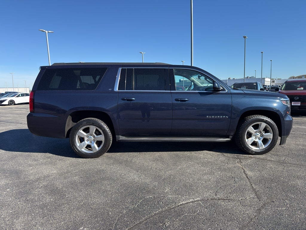 2017 Chevrolet Suburban LT