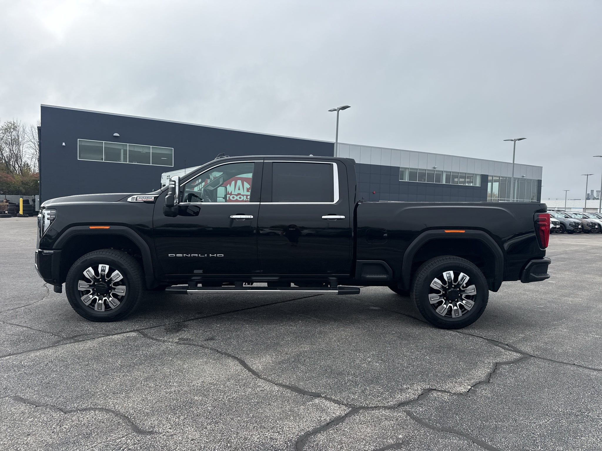 2025 GMC Sierra 2500 HD Denali