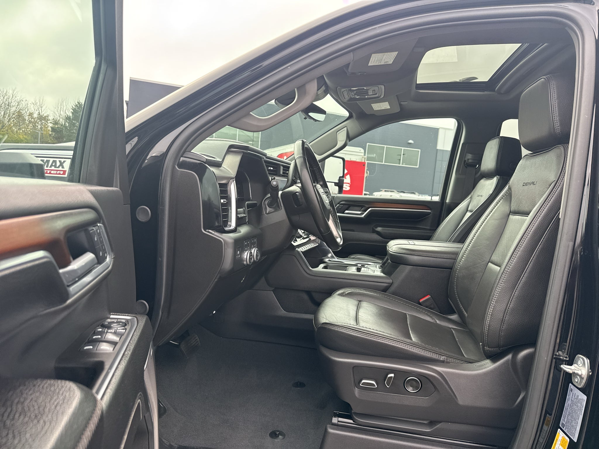 2025 GMC Sierra 2500 HD Denali