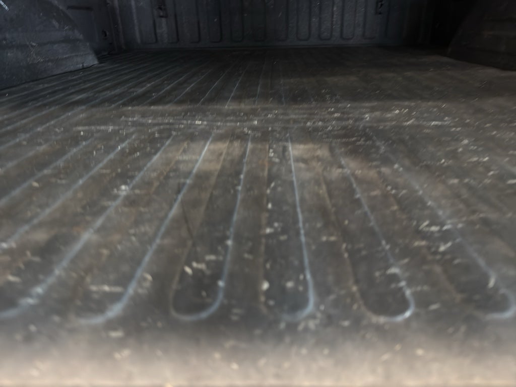 2004 GMC Sierra 1500 REG CAB 4WD 119WB