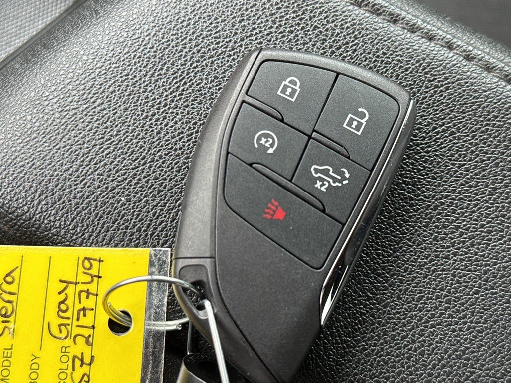 2025 GMC Sierra 1500 Elevation