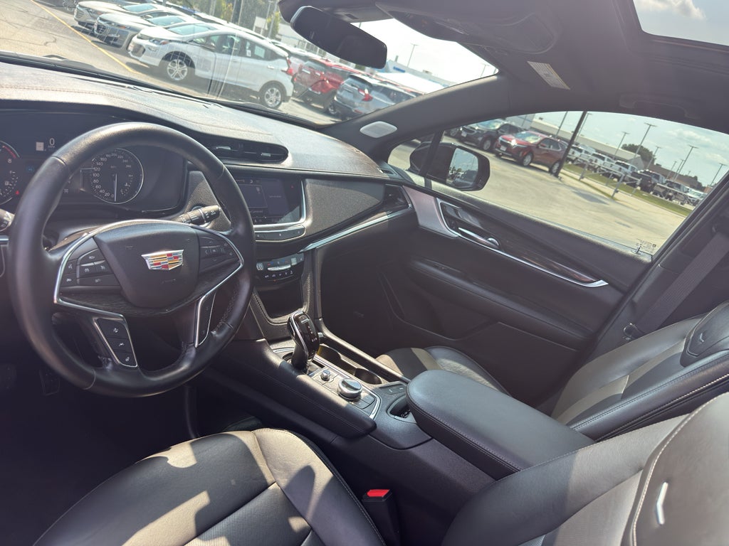 2021 Cadillac XT5 AWD Premium Luxury