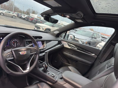 2024 Cadillac XT6 Premium Luxury