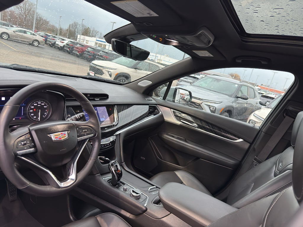 2024 Cadillac XT6 Premium Luxury