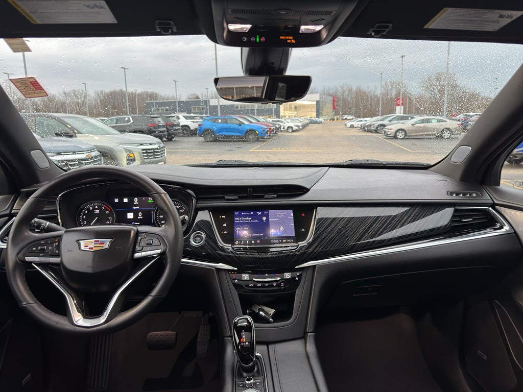 2024 Cadillac XT6 Premium Luxury