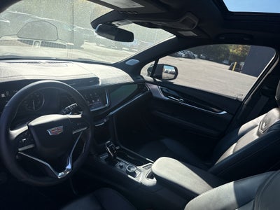 2024 Cadillac XT6 Premium Luxury
