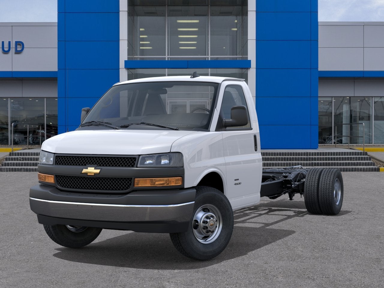 2025 Chevrolet Express Cutaway 3500 1WT