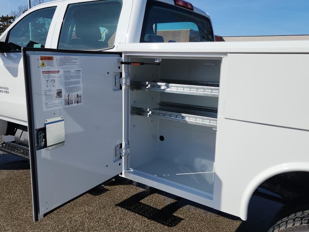 2024 Chevrolet Silverado 4500 HD LT