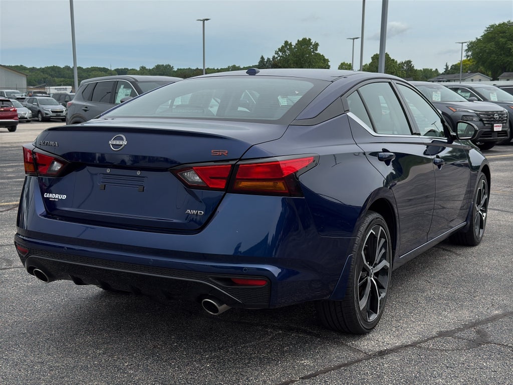 2024 Nissan Altima SR Intelligent AWD