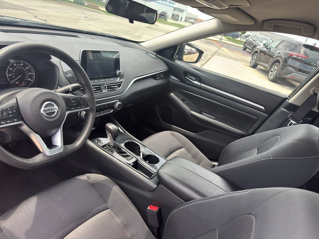 2022 Nissan Altima SV FWD